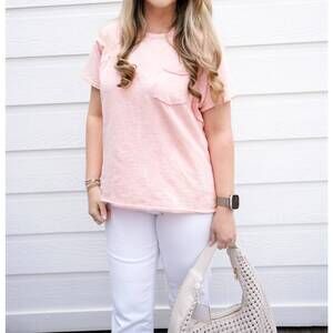 NEW DOE AND RAE raw edge pocket tee in blush